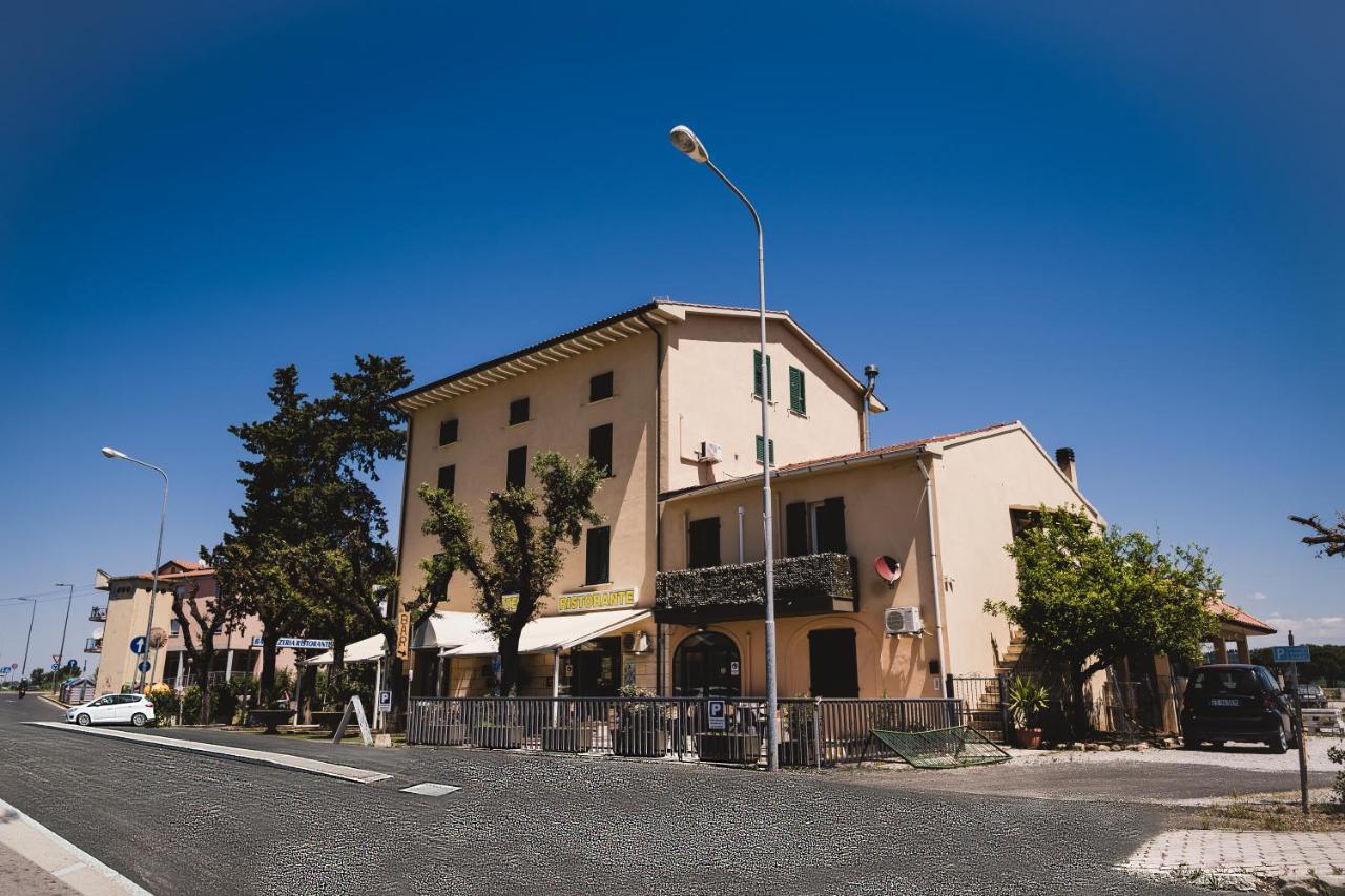 Hotel The Flash - Venturina Terme Extérieur photo