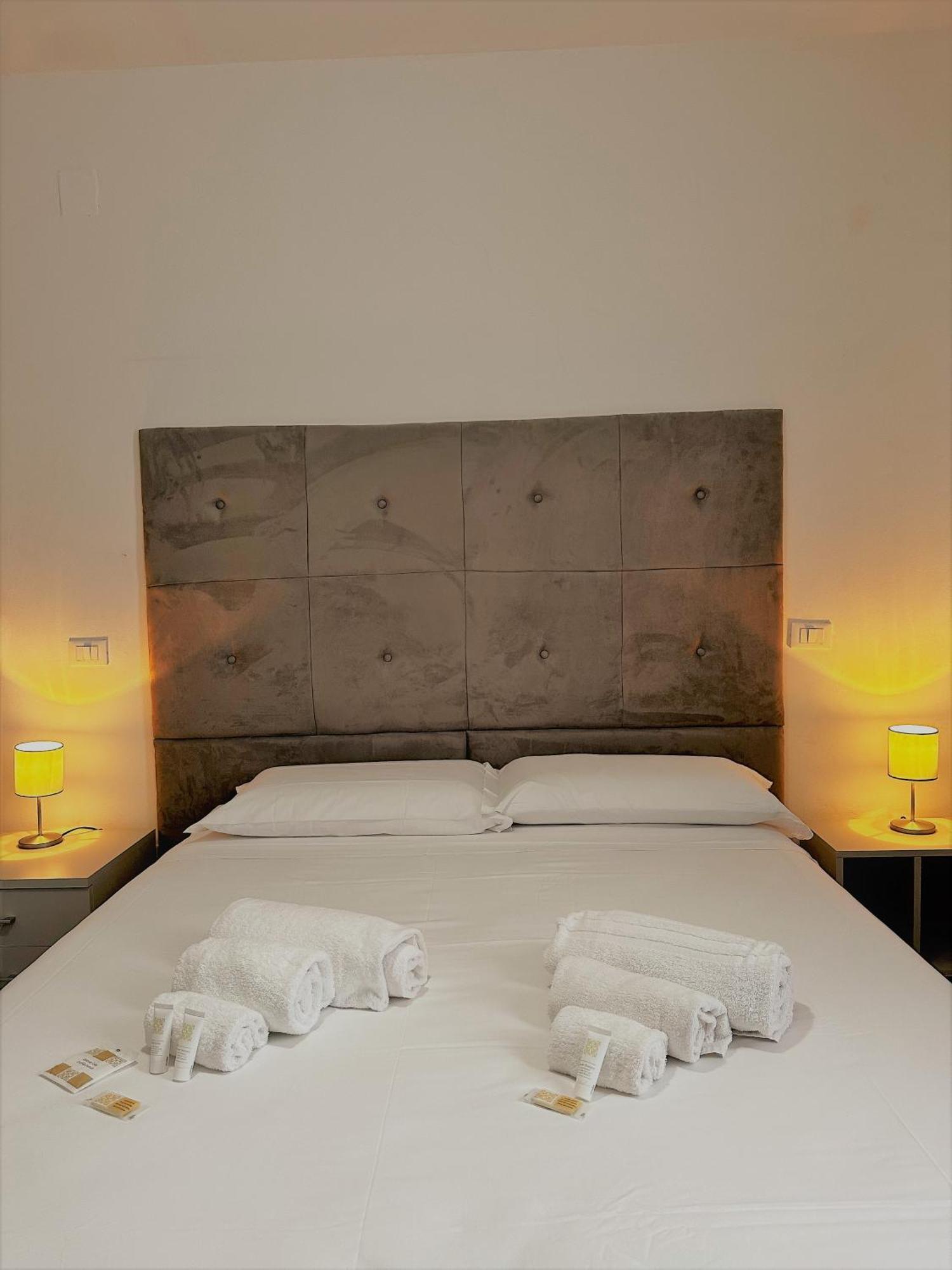 Hotel The Flash - Venturina Terme Extérieur photo