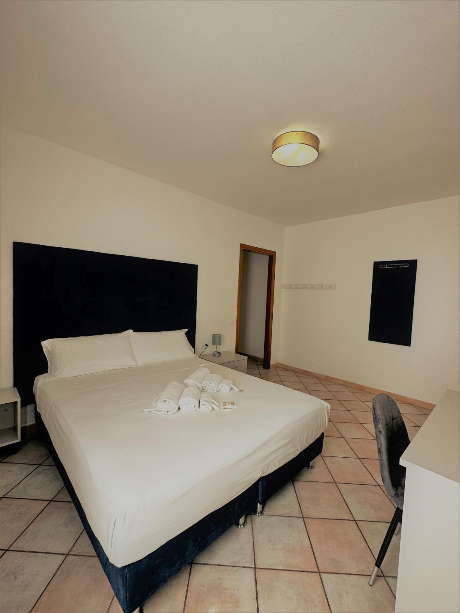 Hotel The Flash - Venturina Terme Extérieur photo
