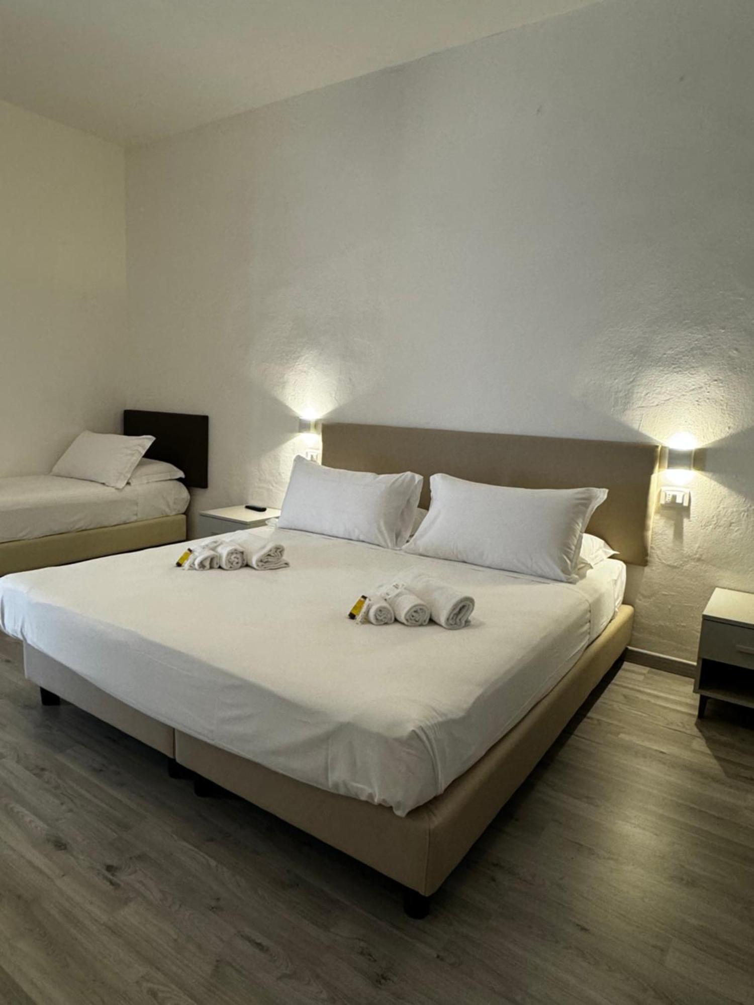 Hotel The Flash - Venturina Terme Extérieur photo